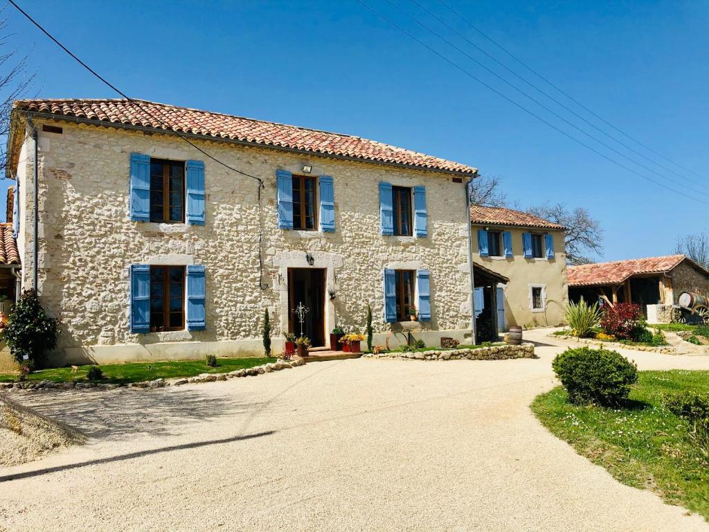 Chez Brunet chambres d'hôtes et gîte Lieu-dit Brunet, 32330 Gondrin