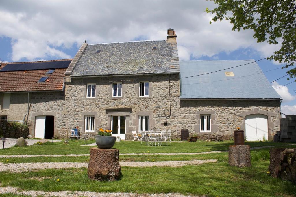 B&B / Chambre d'hôtes Chez de Vergne chez de vergne 15190 Chanterelle