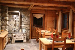 B&B / Chambre d'hôtes Chez La Fine 119 Chemin au Daude- Les Perrières 74260 Les Gets Rhône-Alpes