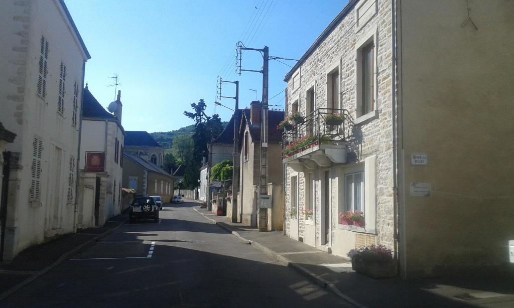 B&B / Chambre d'hôtes Chez Laurence 38 grande rue 21590 Santenay