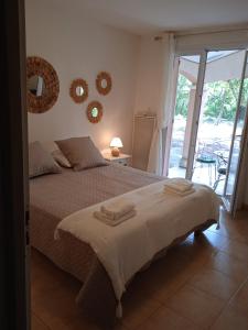 B&B / Chambre d'hôtes Chez Marie 95 Chemin de La Grande Cadenière 83630 Régusse Provence-Alpes-Côte d\'Azur