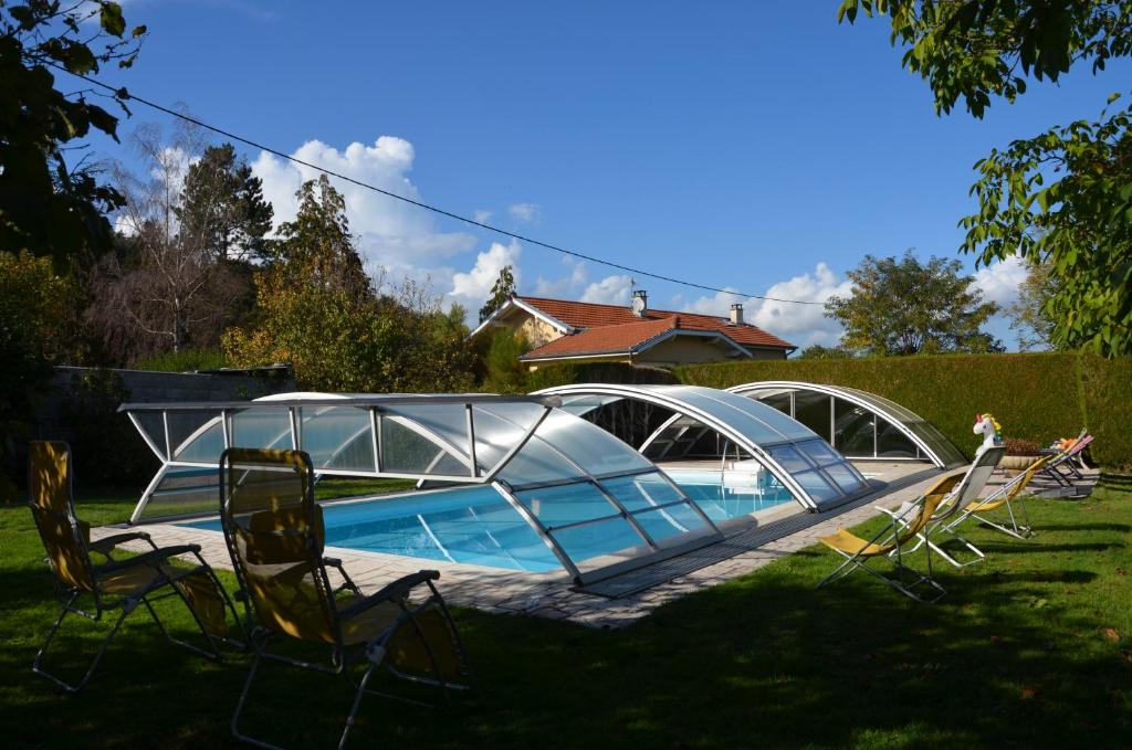 B&B / Chambre d'hôtes Chez Patou - Chambres d'hôtes 33 route des Vivats. Lieu dit  La Charreyre 43590 Beauzac