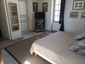 B&B / Chambre d'hôtes chez Zaza 7 Rue de l'Église 89160 Stigny Bourgogne