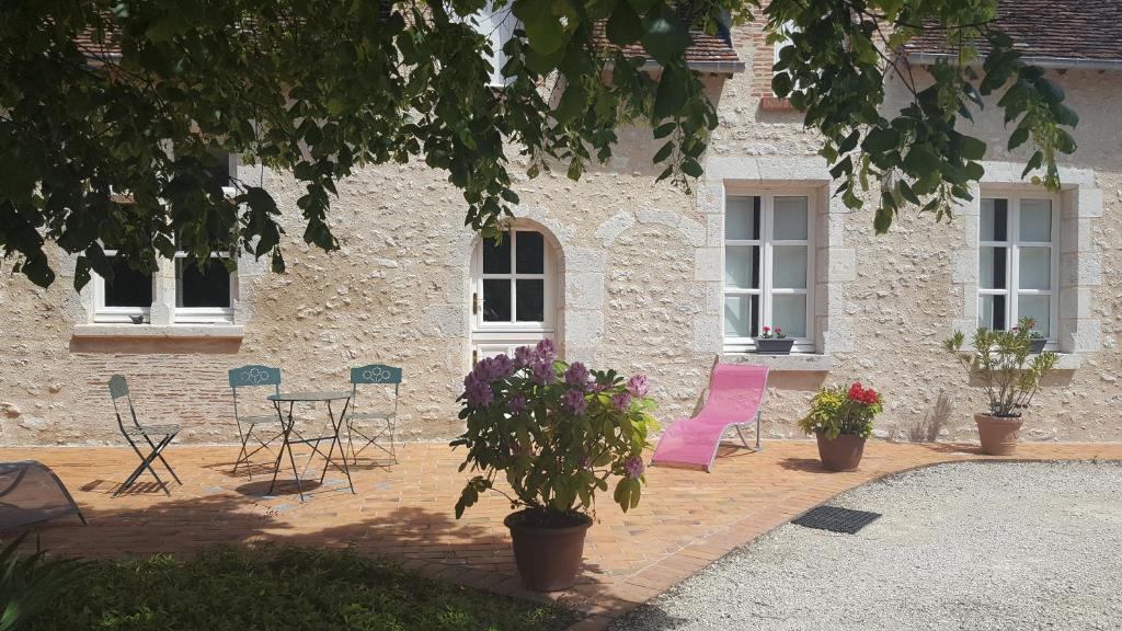 B&B / Chambre d'hôtes closerie des laudieres 45 Rue des Laudieres 41350 Vineuil