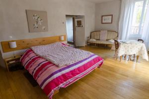 B&B / Chambre d'hôtes Cocon des Cévennes La Calquière 30940 Saint-André-de-Valborgne Languedoc-Roussillon