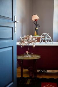 B&B / Chambre d'hôtes Côté Jardin, Chambres d’hôtes B&B 69 Avenue Charles Gabriel Pravaz 38480 Le Pont-de-Beauvoisin Rhône-Alpes