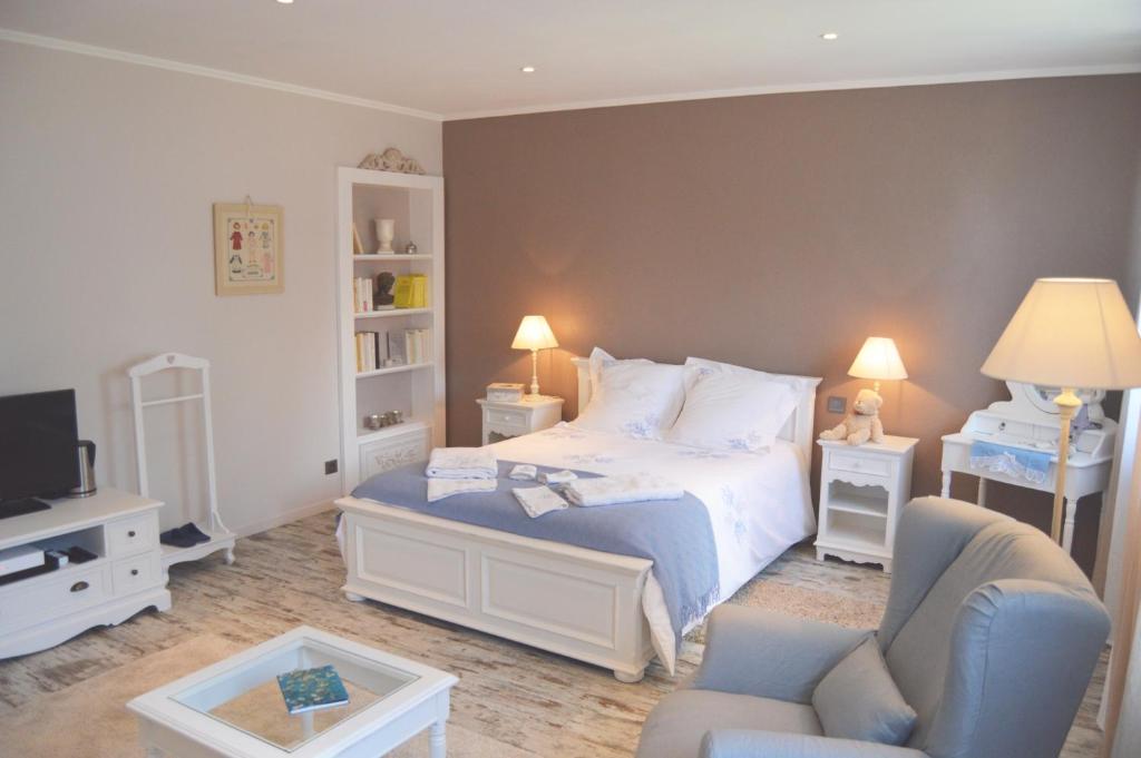 B&B / Chambre d'hôtes Côté vignes 8 Rue de la Guadeloupe 67520 Marlenheim