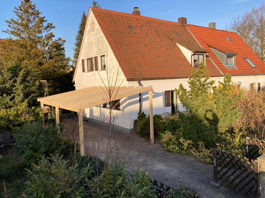 B&B / Chambre d'hôtes Cottage Garden Nürnberger Land Zimmer 2 bis 3 Friedenstraße 11 90571 Schwaig bei Nürnberg