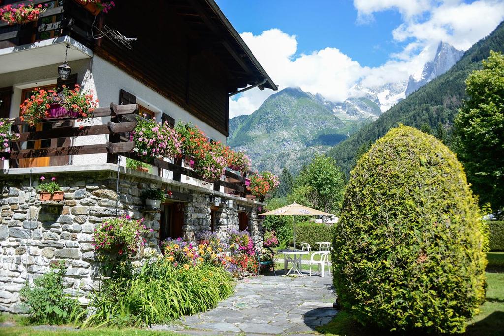 B&B / Chambre d'hôtes Crêmerie Balmat 749 Promenade des Cremeries 74400 Chamonix-Mont-Blanc