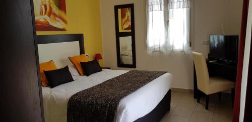 Cyrnea B&B - Adults only
