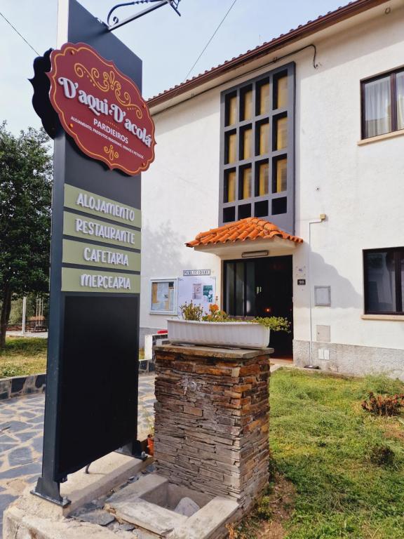 B&B / Chambre d'hôtes D'aqui e D'acolá - Pardieiros Largo Dr Fausto Dias, 98 3305-038 Pardieiros