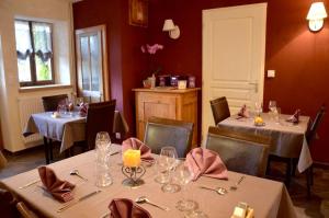 B&B / Chambre d'hôtes D'Tour Gourmand 52 rue du lavoir, hameau de Fangy 39230 Toulouse-le-Château Franche-Comté