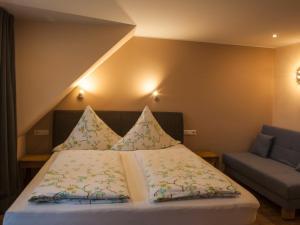 B&B / Chambre d'hôtes Das Gästehaus in Valwig Kreuzstraße 8 56812 Valwig Rhénanie-Palatinat