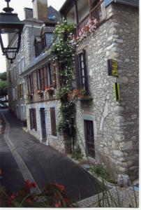 B&B / Chambre d'hôtes Dolwin 10, rue Capitaine Digoy 65400 Argelès-Gazost Midi-Pyrénées