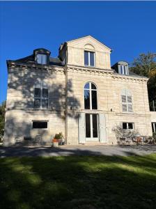 B&B / Chambre d'hôtes Domaine de Bonneuil 10 Rue Brûlée 60120 Bonneuil-les-Eaux Picardie