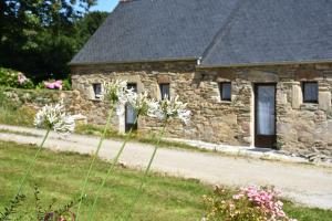 B&B / Chambre d'hôtes Domaine des Fougères Lieu-dit Keradennec  Kerilly 29620 Guimaëc Bretagne