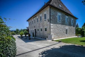 B&B / Chambre d'hôtes Domaine du Manoir 176 route du Quinquet 38630 Les Avenières Rhône-Alpes