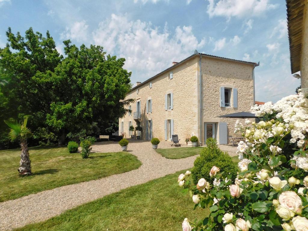 Domaine La Bastide LIEU-DIT PHILIPPONS 3, 33540 Cleyrac