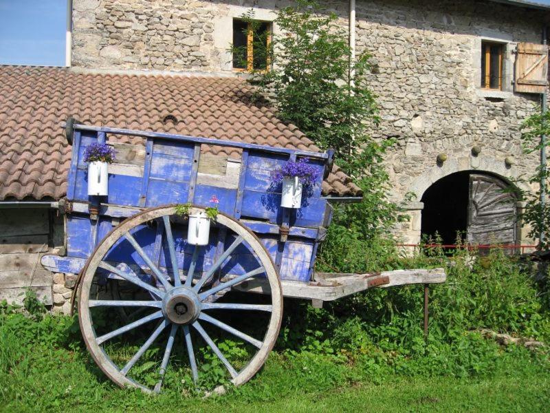 Domaine Le Sauzet Le Sauzet, 63630  Saint-Germain-lʼHerm