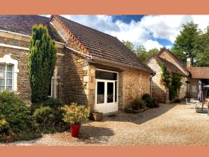 B&B / Chambre d'hôtes Domaine Les Bertrands Les Bertrands 71490 Couches Bourgogne