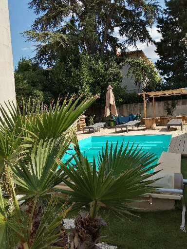 Domaine lolo et hakimi 12 Rue Magali, 84130 Avignon