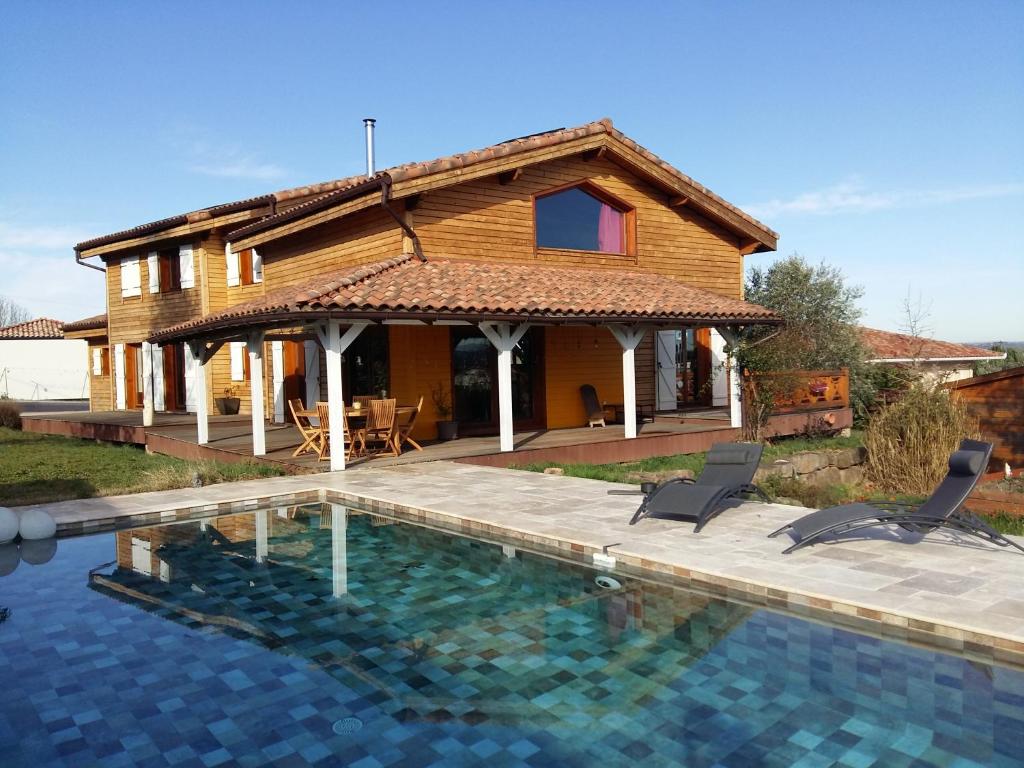 Ecolodge Bellevue ALBI 33 Plateau Saint-Salvadou, 81000 Albi