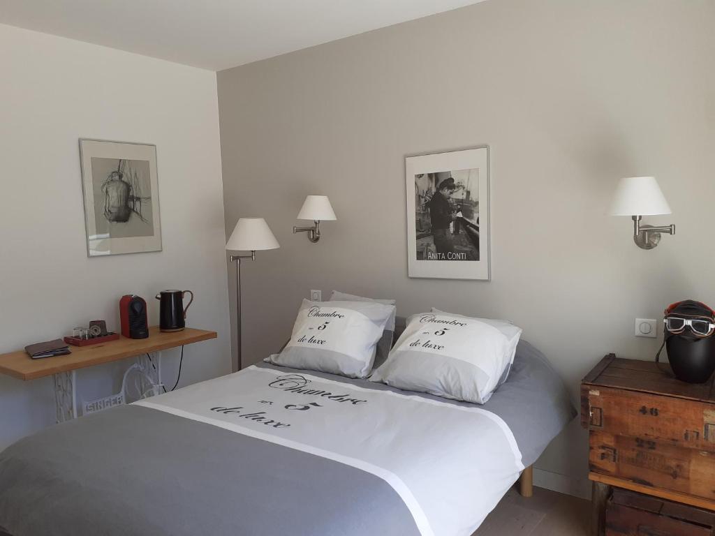 B&B / Chambre d'hôtes ESCAPADE AU COEUR DE LA RIVIERA BRETONNE 23 RUE DU VIEUX PORT 29940 La Forêt-Fouesnant