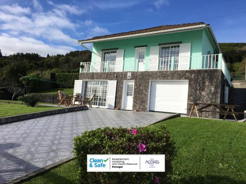 Faial Casa Dankari B&B