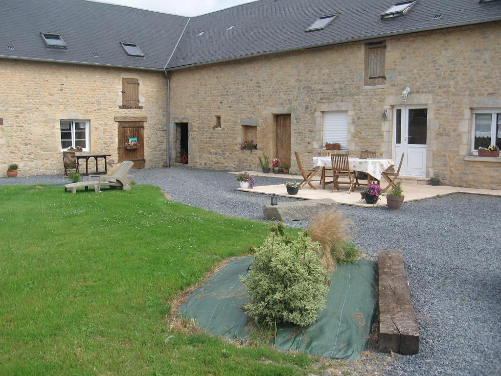 Ferme de Montigny (Chambres) ferme de montigny, 14710 Asnières-en-Bessin