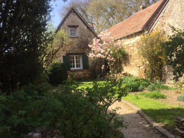 B&B / Chambre d'hôtes Florette Hameau de Gourville 5 rue Noguette 78660 Gourville