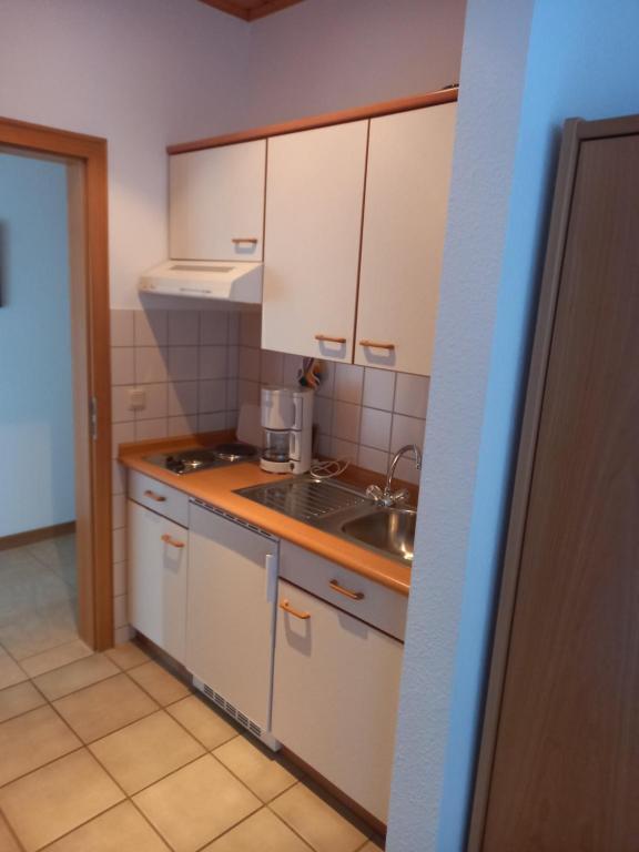 B&B / Chambre d'hôtes Gästehaus Annette Hermes-Hoffmann 72 Moselweinstraße 54349 Trittenheim