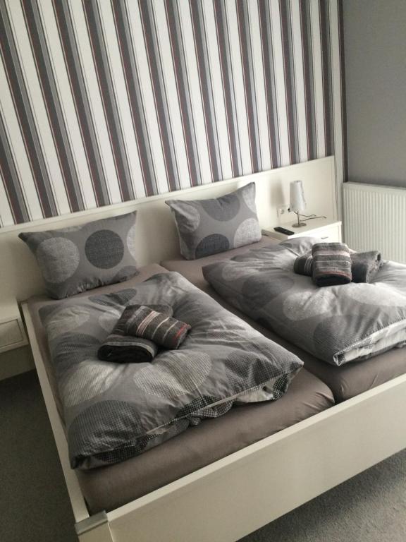 B&B / Chambre d'hôtes Gästehaus Djuren Zur Haltestelle 21 26553 Roggenstede