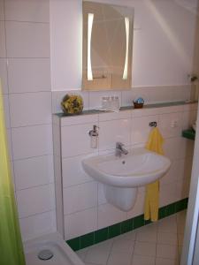 B&B / Chambre d'hôtes Gästehaus „Haus am Hahnenberg“ Peter-Milz-Straße 1 53947 Marmagen Rhénanie du Nord - Westphalie