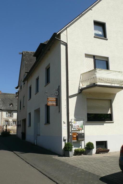 B&B / Chambre d'hôtes Gästehaus Herbert Kappes 7 Georgstraße 54492 Zeltingen-Rachtig