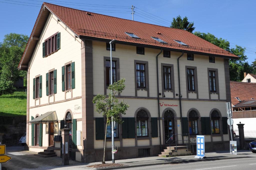 Gästehaus stuttgART36 Stuttgarter Str.36, 75433 Maulbronn