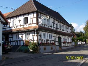 B&B / Chambre d'hôtes Gîte & Chambres d'hôtes Sabine Billmann 7 rue de l'Ange 67250 Hunspach Alsace