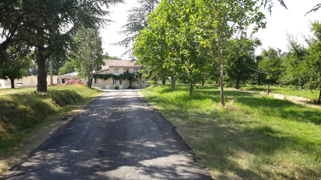 Gîte de Beausoleil Lieu-dit Moncade, 32480 La Romieu