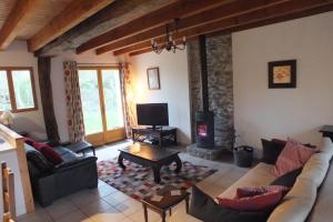 Gites De Lenvos