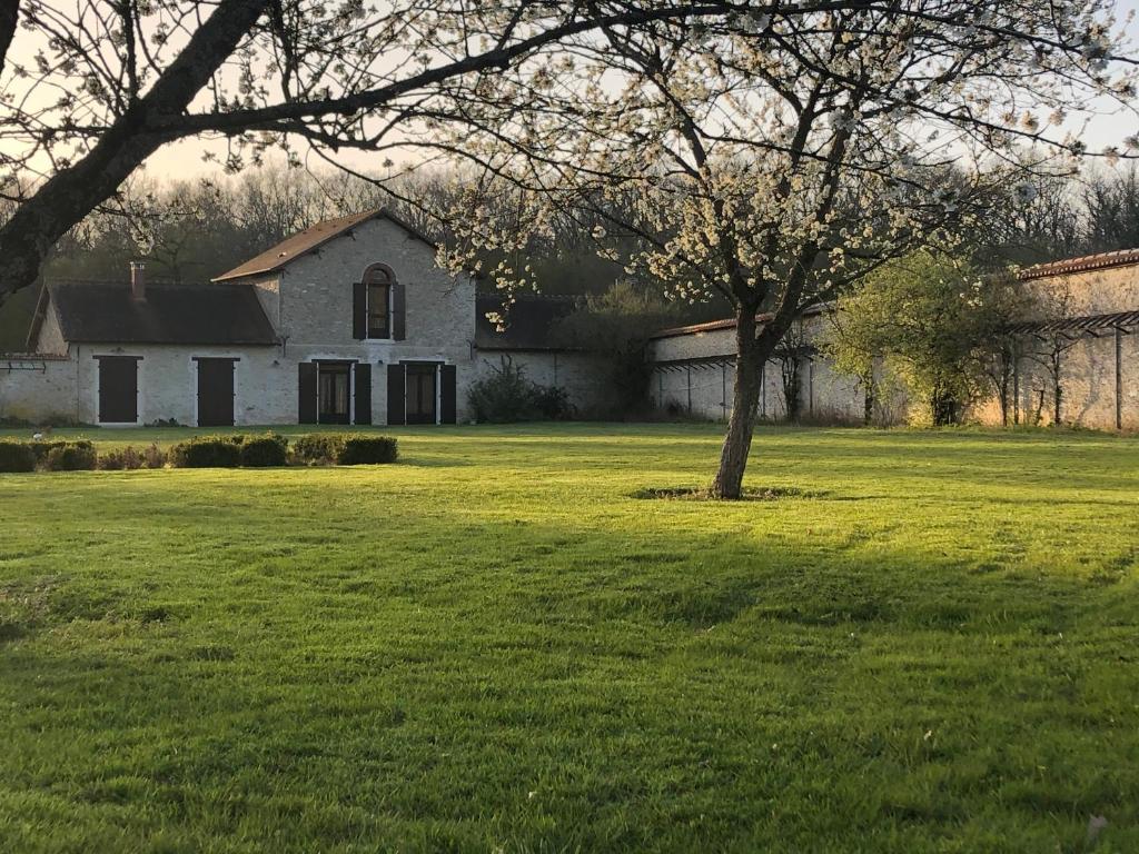 B&B / Chambre d'hôtes Grand Jardin - Clairefontaine Route de Saint-Rémy des Landes 78120 La Hunière