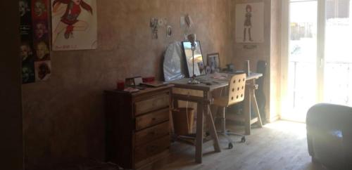 Great and light private room in the heart of Nice