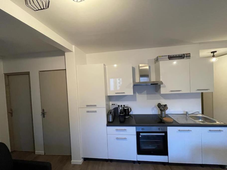 Green Element Guesthouse 2825-483 Costa da Caparica