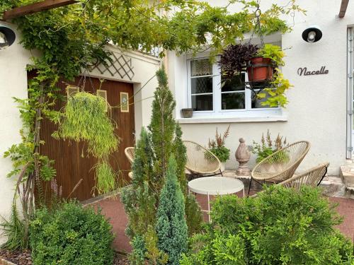 Guest House \