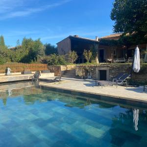 B&B / Chambre d'hôtes Hestia 190 Chemin du Carraire 84440 Robion Provence-Alpes-Côte d\'Azur