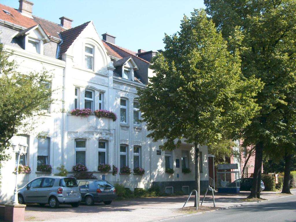 Hotel Kaufhold - Haus der Handweberei Bahnhofstr. 95, 45731 Waltrop