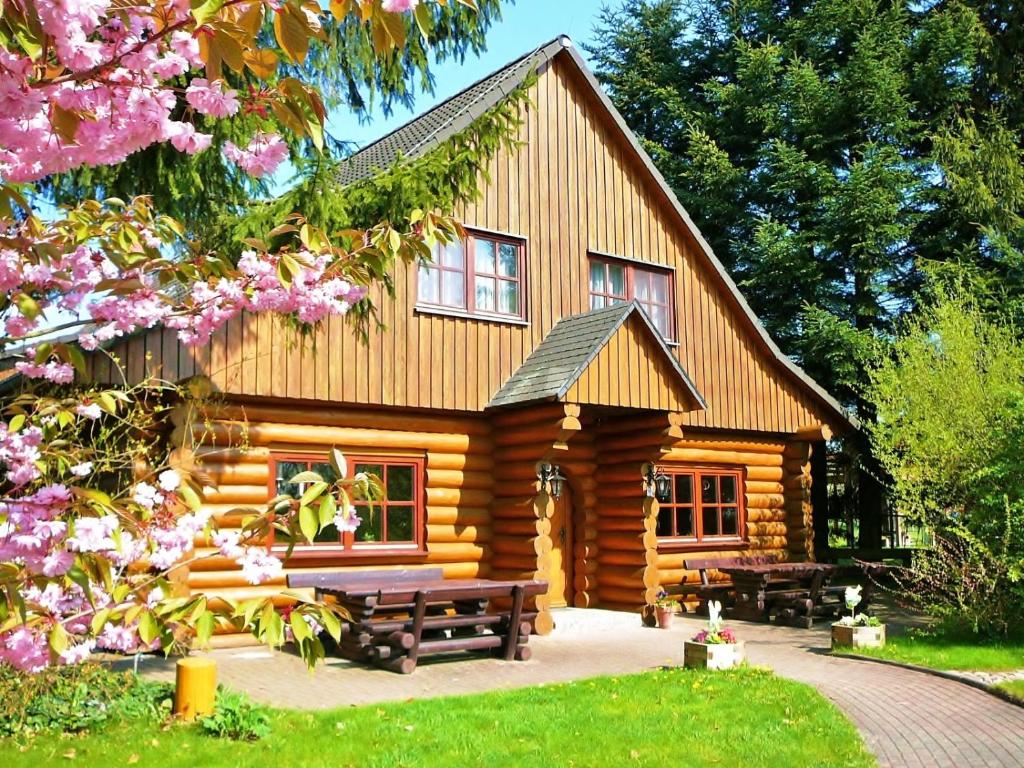 Hotel Restaurant Baumhaus 7 Klutzer Strasse, 23948 Klein Pravtshagen