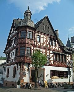 B&B / Chambre d'hôtes Hotel Spies Marktstrasse 28 35075 Gladenbach Hesse