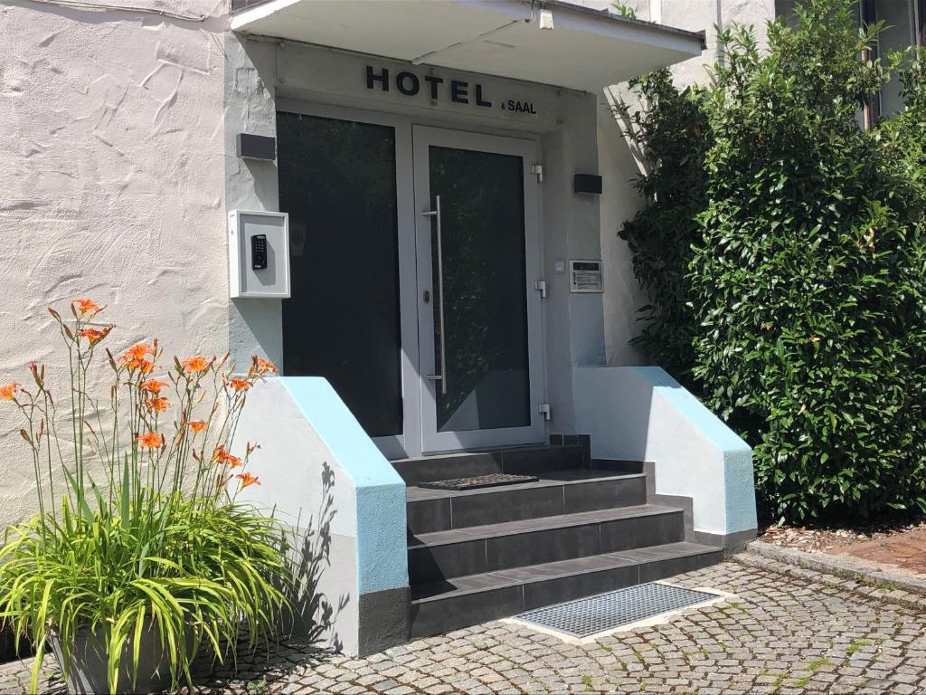 B&B / Chambre d'hôtes Hotel Zum Kastanienbaum 2 Bamberger Straße 91074 Herzogenaurach