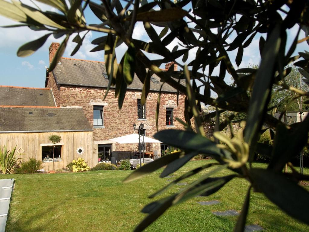 B&B / Chambre d'hôtes Il était une fois Brocéliande le bourg 35750 Saint-Malon-sur-Mel