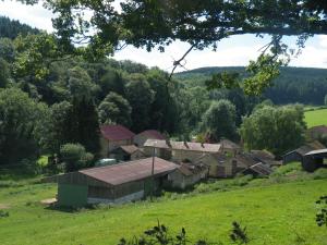 B&B / Chambre d'hôtes kotas-Esprit Nordique Ferme de Flamanville 08160 Balaives-et-Butz Champagne-Ardenne