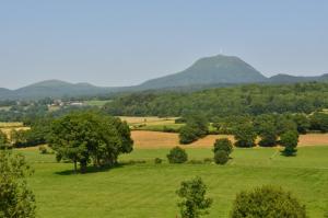 B&B / Chambre d'hôtes L'Abri du Berger Rue du Tarra Bravant 63210 Olby Auvergne